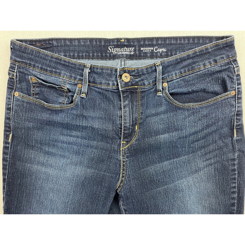Signature by Levi Strauss & Co Modern Capri Jeans Dark Wash Blue Size 14 W32